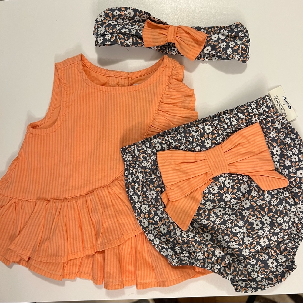 *NWT* Catherine Malandrino Mini Baby Girls 3 Piece Light Orange Floral Outfit